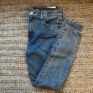 Express 8L Mid Rise Skinny Jeans